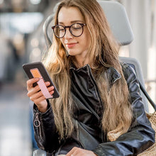 Laden Sie das Bild in den Galerie-Viewer, Selbstklebender Telefonständer und -griff