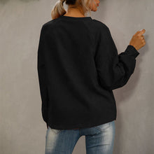 Laden Sie das Bild in den Galerie-Viewer, Einfarbiges Cord-T-Shirt