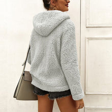 Laden Sie das Bild in den Galerie-Viewer, Plüsch-Hoodie mit Reißverschluss
