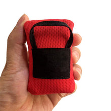 Laden Sie das Bild in den Galerie-Viewer, Faltbare Picknick-Matte im Taschenformat