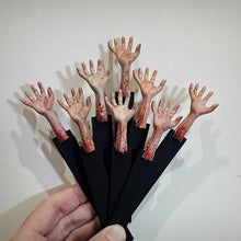 Laden Sie das Bild in den Galerie-Viewer, Halloween gruseliges Hand-Lesezeichen