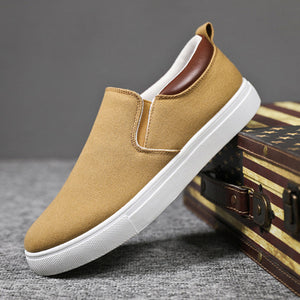 Einfache Segeltuchschuhe für Herren