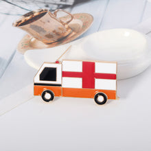 Laden Sie das Bild in den Galerie-Viewer, Liebesherz Stethoskop Mini Brosche