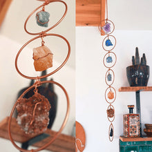 Laden Sie das Bild in den Galerie-Viewer, Primal Crystal 7 Chakra Edelstein Wanddekoration