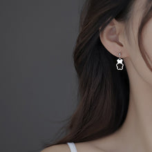 Laden Sie das Bild in den Galerie-Viewer, Zarte Und Elegante Blumenohrringe