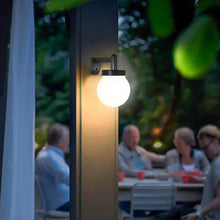 Laden Sie das Bild in den Galerie-Viewer, Wasserdichte Garten-Solarleuchte