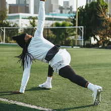 Laden Sie das Bild in den Galerie-Viewer, Herren Fitnessshorts - mit Elasthan Leggings