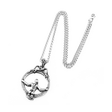 Laden Sie das Bild in den Galerie-Viewer, Skelett Geist Halskette im dunklen Stil