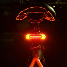 Laden Sie das Bild in den Galerie-Viewer, Fahrrad LED- Rücklicht
