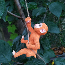 Laden Sie das Bild in den Galerie-Viewer, Kletternde Gartentiere