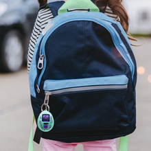 Laden Sie das Bild in den Galerie-Viewer, Ei-Deisgn-Schlüsselanhänger