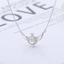 Laden Sie das Bild in den Galerie-Viewer, Engelsflügel Strass Halskette