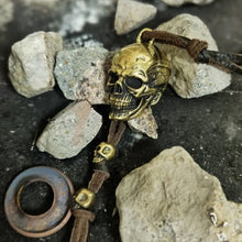 Laden Sie das Bild in den Galerie-Viewer, Glücksschlüsselanhänger für Motorradfahrer