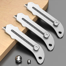 Laden Sie das Bild in den Galerie-Viewer, Stahl Tapetenmesser