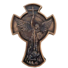 Laden Sie das Bild in den Galerie-Viewer, Statue des Erzengels Michael