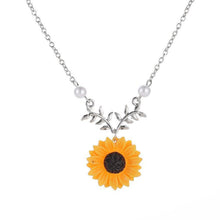 Laden Sie das Bild in den Galerie-Viewer, Charmante Perlen-Sonnenblumen-Halskette
