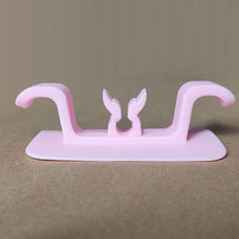 Laden Sie das Bild in den Galerie-Viewer, Kabelorganisator für die Küche