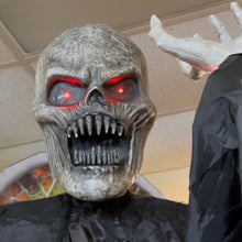 Laden Sie das Bild in den Galerie-Viewer, Halloween dreidimensionale Totenkopfmaske