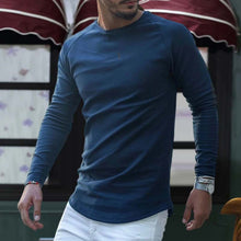Laden Sie das Bild in den Galerie-Viewer, Minimalistisches Herren-Langarm-T-Shirt