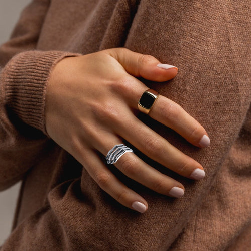 Personalisierter Und Exquisiter Ring