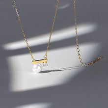 Laden Sie das Bild in den Galerie-Viewer, Halskette mit Perlenanhänger
