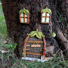 Laden Sie das Bild in den Galerie-Viewer, Garten Feentür und -Fenster für Bäume