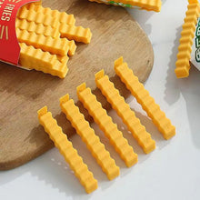 Laden Sie das Bild in den Galerie-Viewer, Lustige magnetische Pommes-Frites Lebensmittel Verschlussclip