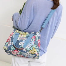 Laden Sie das Bild in den Galerie-Viewer, Schultertasche aus Nylon mit großem Fassungsvermögen