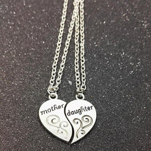 Laden Sie das Bild in den Galerie-Viewer, Mutter und Tochter Herzkette
