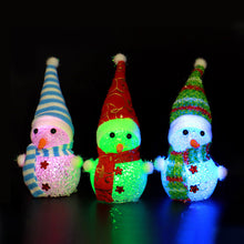 Laden Sie das Bild in den Galerie-Viewer, LED-Nachtlicht des Weihnachtsschneemanns