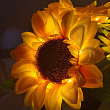 Laden Sie das Bild in den Galerie-Viewer, Schöne Sonnenblumenlampe