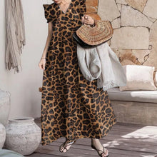 Laden Sie das Bild in den Galerie-Viewer, Langes Kleid mit Leopardenmuster