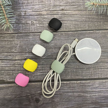 Laden Sie das Bild in den Galerie-Viewer, Datenleitungsspeicher Kabelhalter