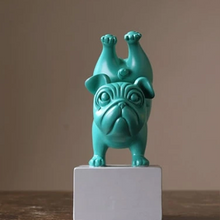 Laden Sie das Bild in den Galerie-Viewer, Yoga Bulldogge Dekoration