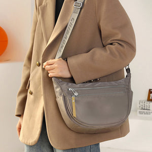Multi-Crossbody-Knödeltasche