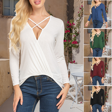 Laden Sie das Bild in den Galerie-Viewer, Gestricktes T-Shirt mit V-Ausschnitt für Damen