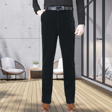 Laden Sie das Bild in den Galerie-Viewer, Jogginghose aus Cord mit geradem Bein