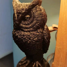 Laden Sie das Bild in den Galerie-Viewer, Eulen-Kerzenhalter