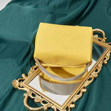 Laden Sie das Bild in den Galerie-Viewer, Einfarbige Wasserdichte Kosmetiktasche Mit Großer Kapazität