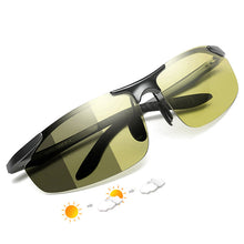Laden Sie das Bild in den Galerie-Viewer, Selbsttönende Sonnenbrille mit blendfreien polarisierten Gläsern