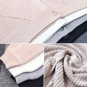 Einfarbiger Strickpullover mit Ballonärmeln und V-Ausschnitt