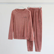 Laden Sie das Bild in den Galerie-Viewer, Korallenfleece Pyjama Set Für Damen