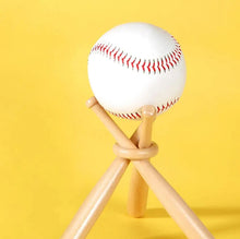 Laden Sie das Bild in den Galerie-Viewer, Holografisch reflektierender leuchtender Baseball (2 Stück)