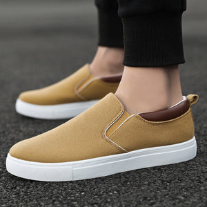 Einfache Segeltuchschuhe für Herren