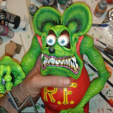 Laden Sie das Bild in den Galerie-Viewer, Wütende Monsterstatue