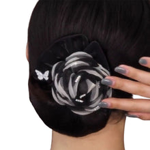 Laden Sie das Bild in den Galerie-Viewer, Exquisites Haarartefakt in Kamelienform