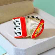 Laden Sie das Bild in den Galerie-Viewer, Vintage Süße Brosche