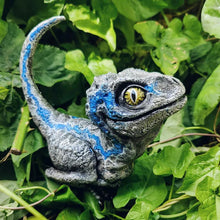 Laden Sie das Bild in den Galerie-Viewer, Lebendige Dinosaurier-Dekoration