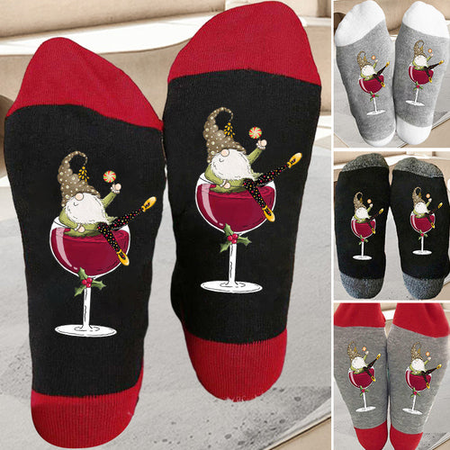Socken in den Farben von Weihnachten