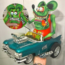 Laden Sie das Bild in den Galerie-Viewer, Wütende Monsterstatue